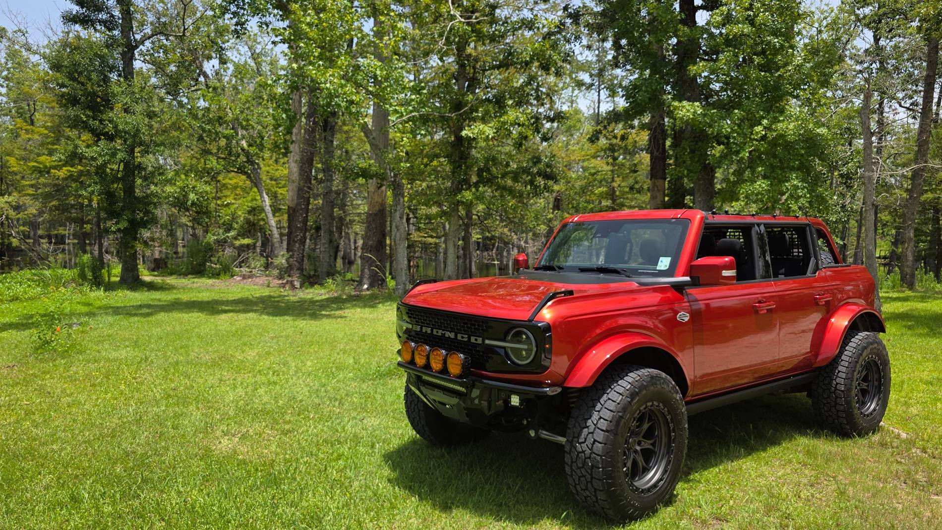 Ford Bronco HOT PEPPER RED Bronco Club 20250701_133250