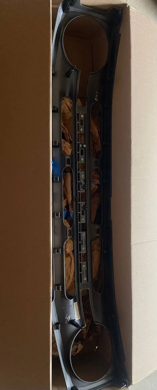 Ford Bronco Big Bend OEM Grille - $150 IMG_2252