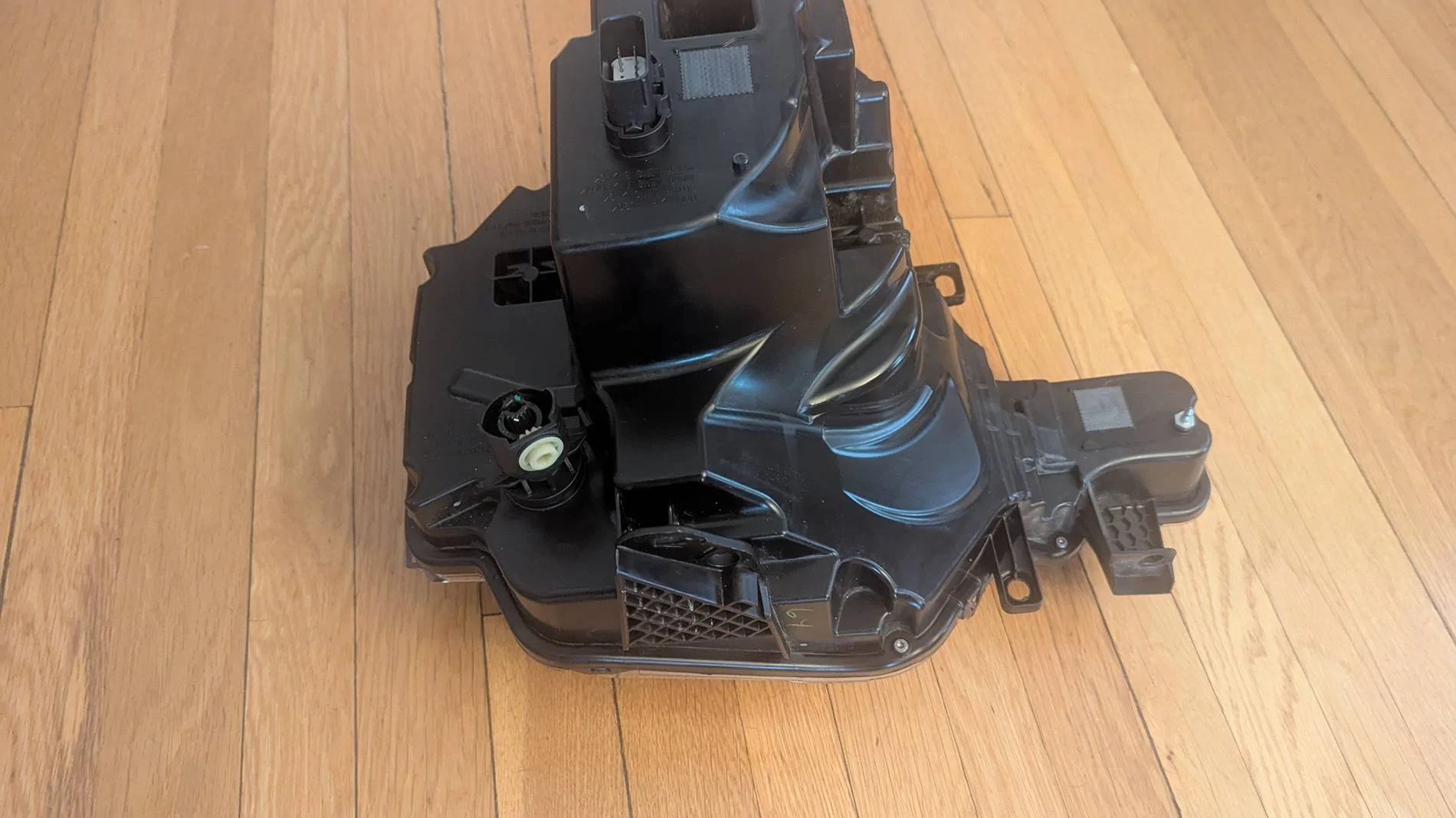Ford Bronco OEM Bronco Standard Headlights - Like New PXL_20250703_142514910