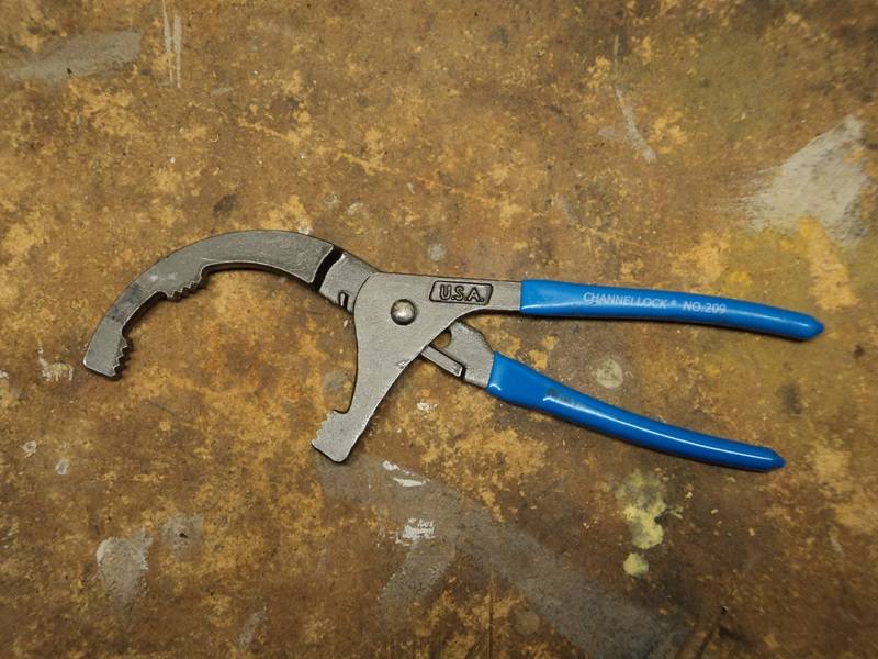 Ford Bronco Oil Filter Removal Tool DSC01389.JPG