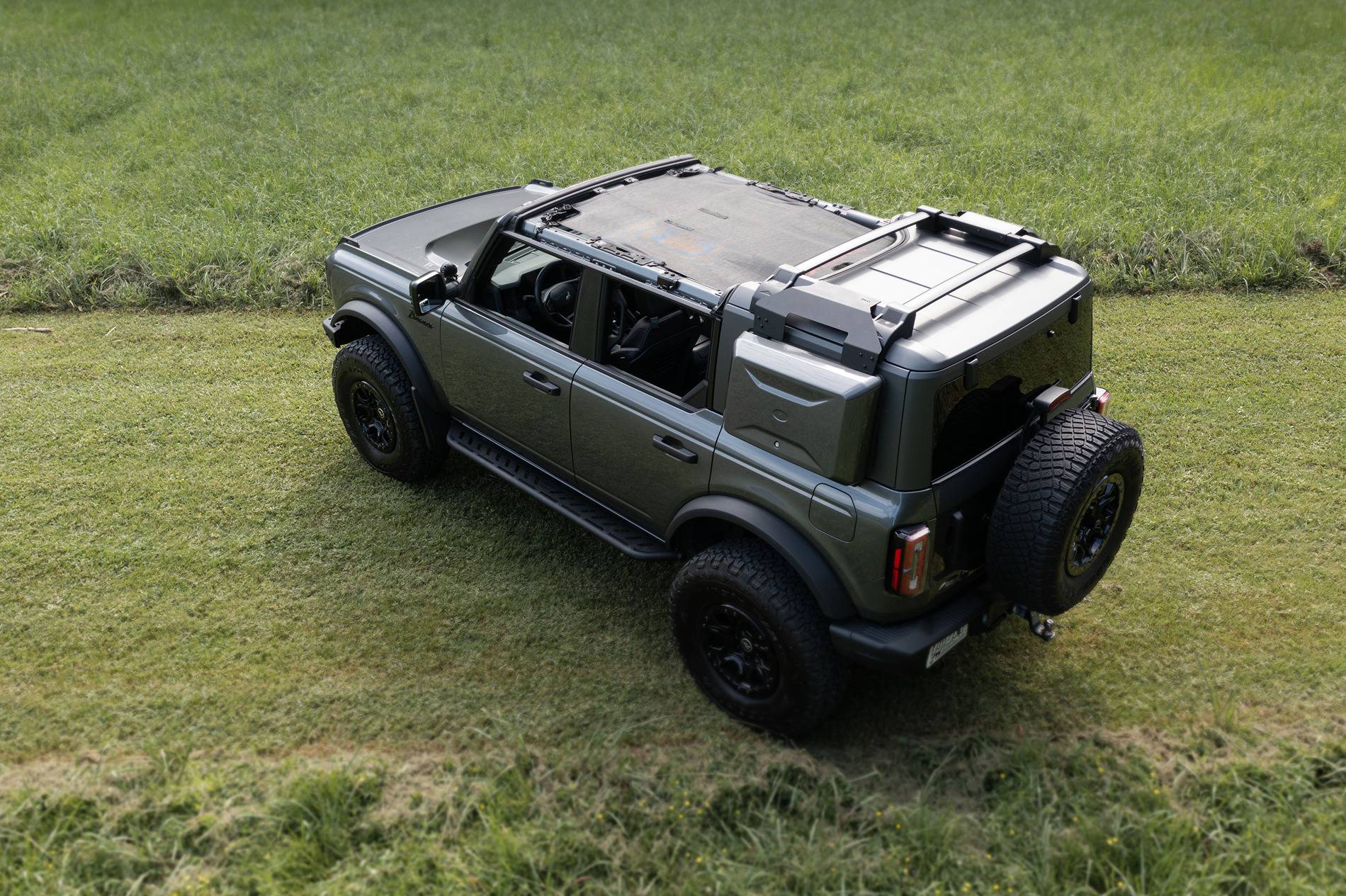 Ford Bronco Defender-Style Side Box and Ladder? DJI_0181