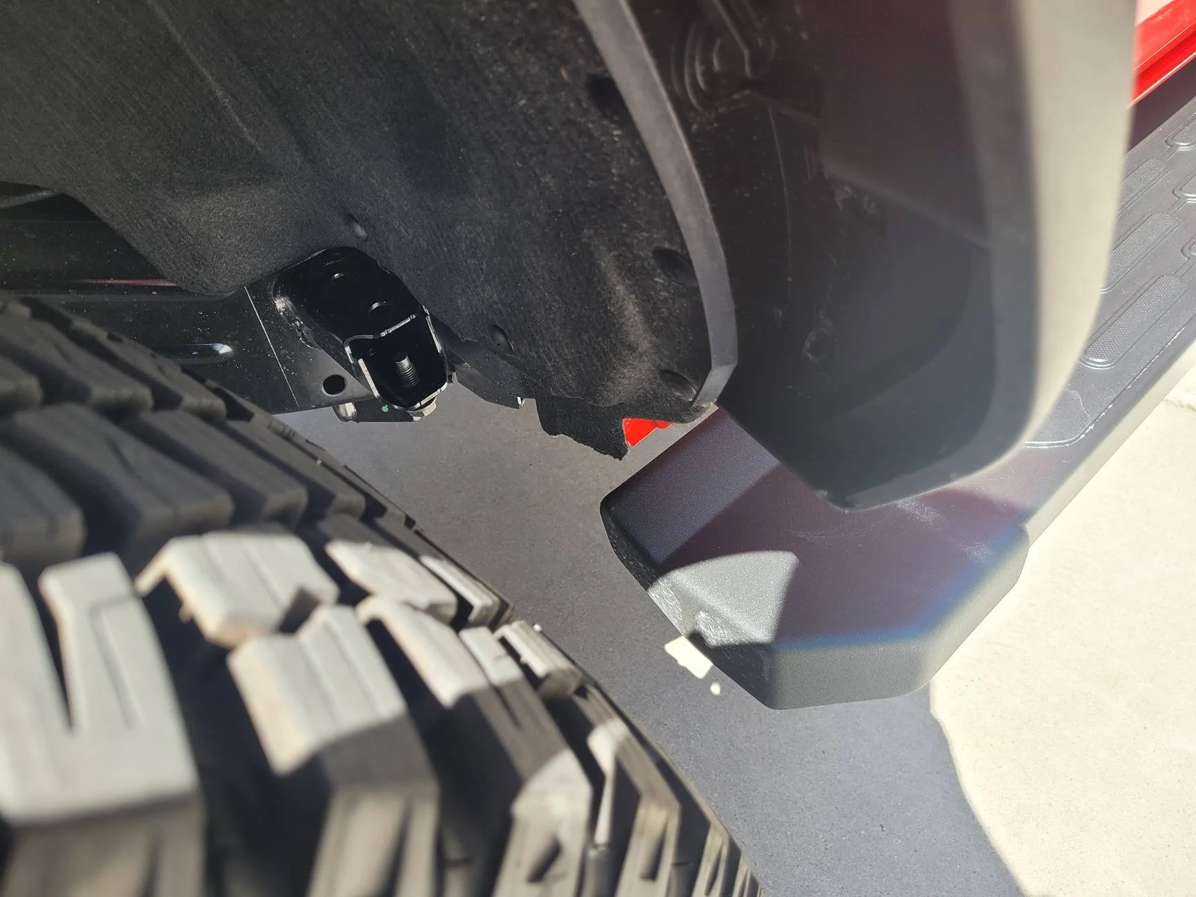 Ford Bronco Stock WT Tire Rub 20230415_104104