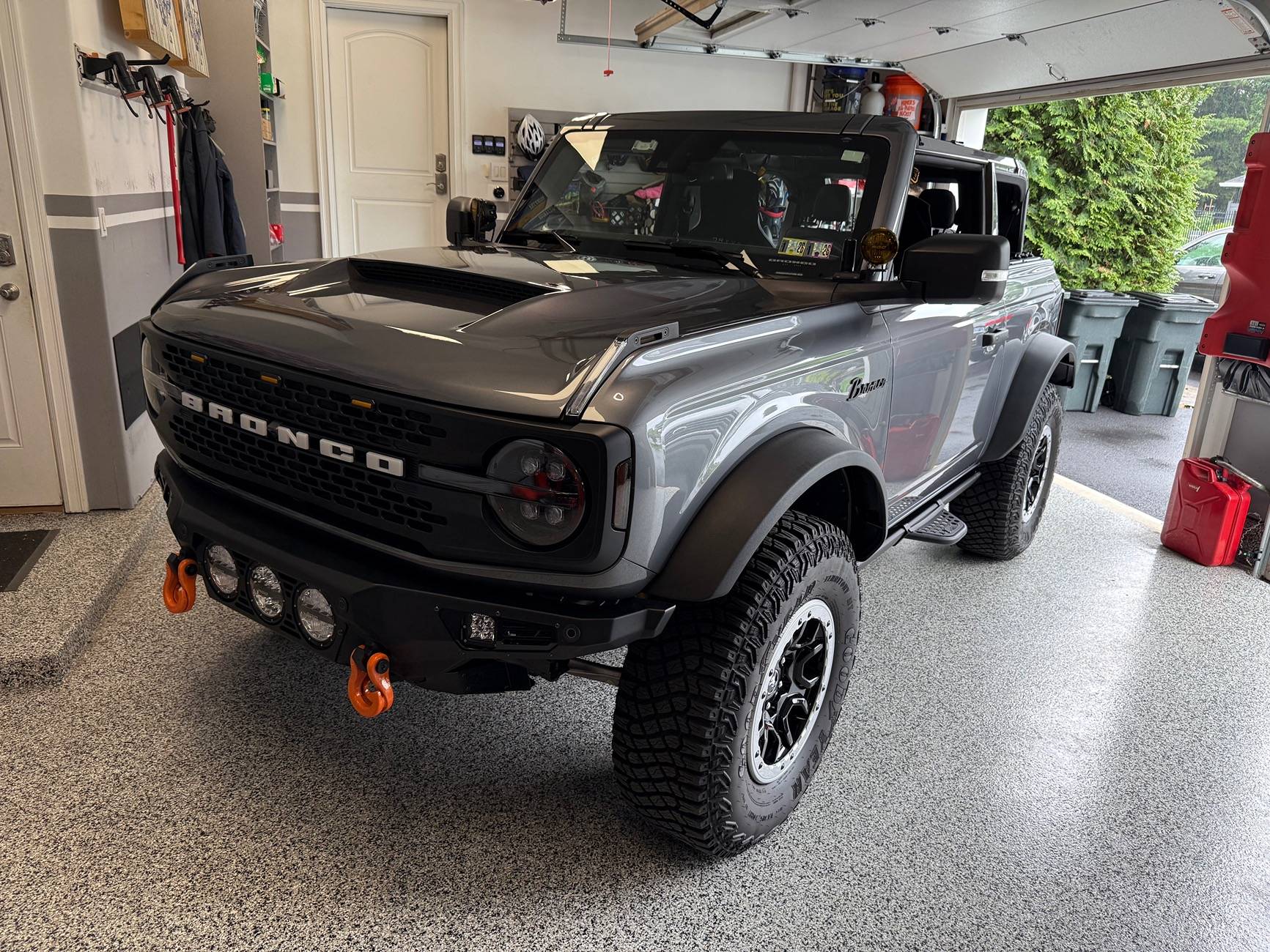 Ford Bronco Ram air hood. IMG_0393
