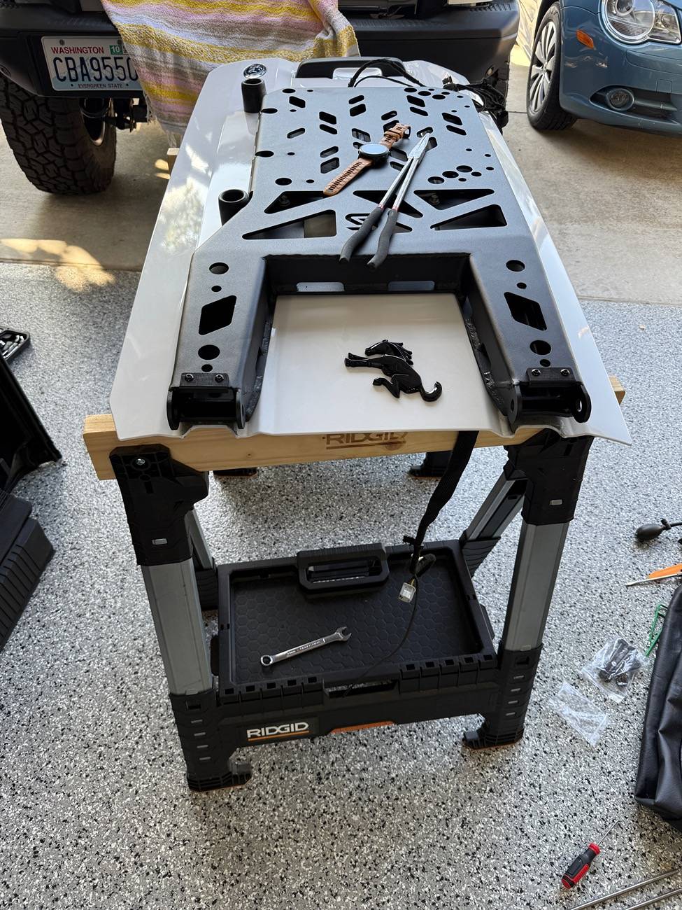 Ford Bronco The DEFINITIVE "hinge nut insert fell inside the tailgate" thread IMG_5777