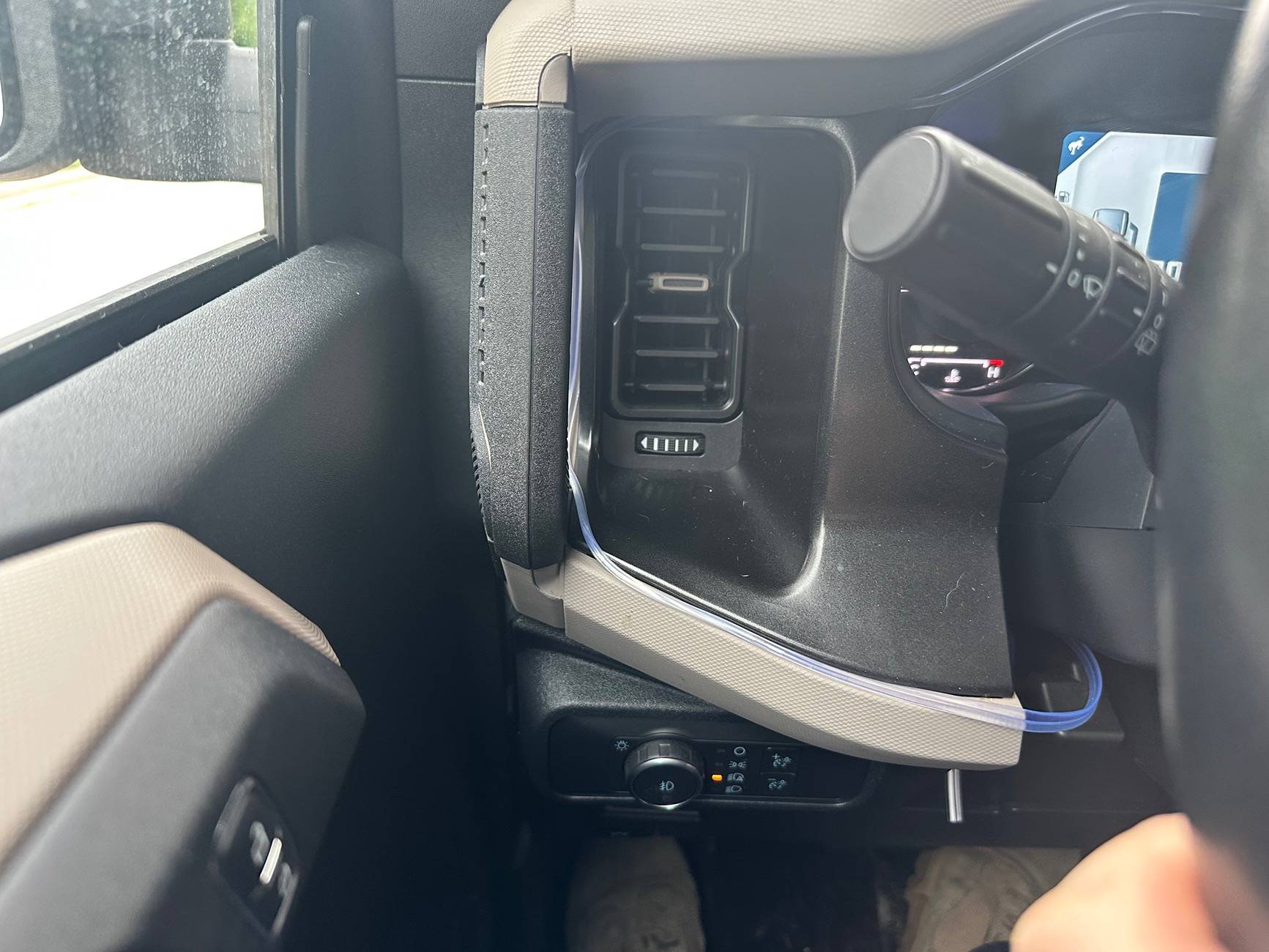 Ford Bronco Interior Accent (ricer) Lights? IMG_0981