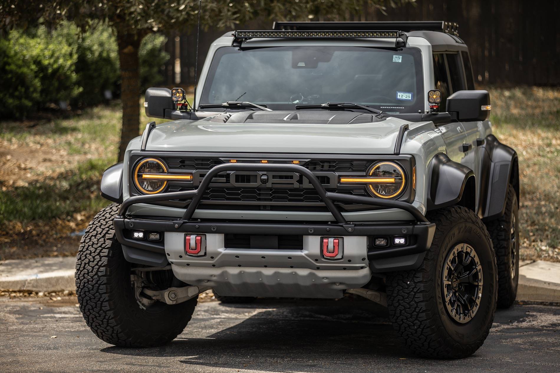 Ford Bronco JCR vs Trailrax Half Rack Bronco2