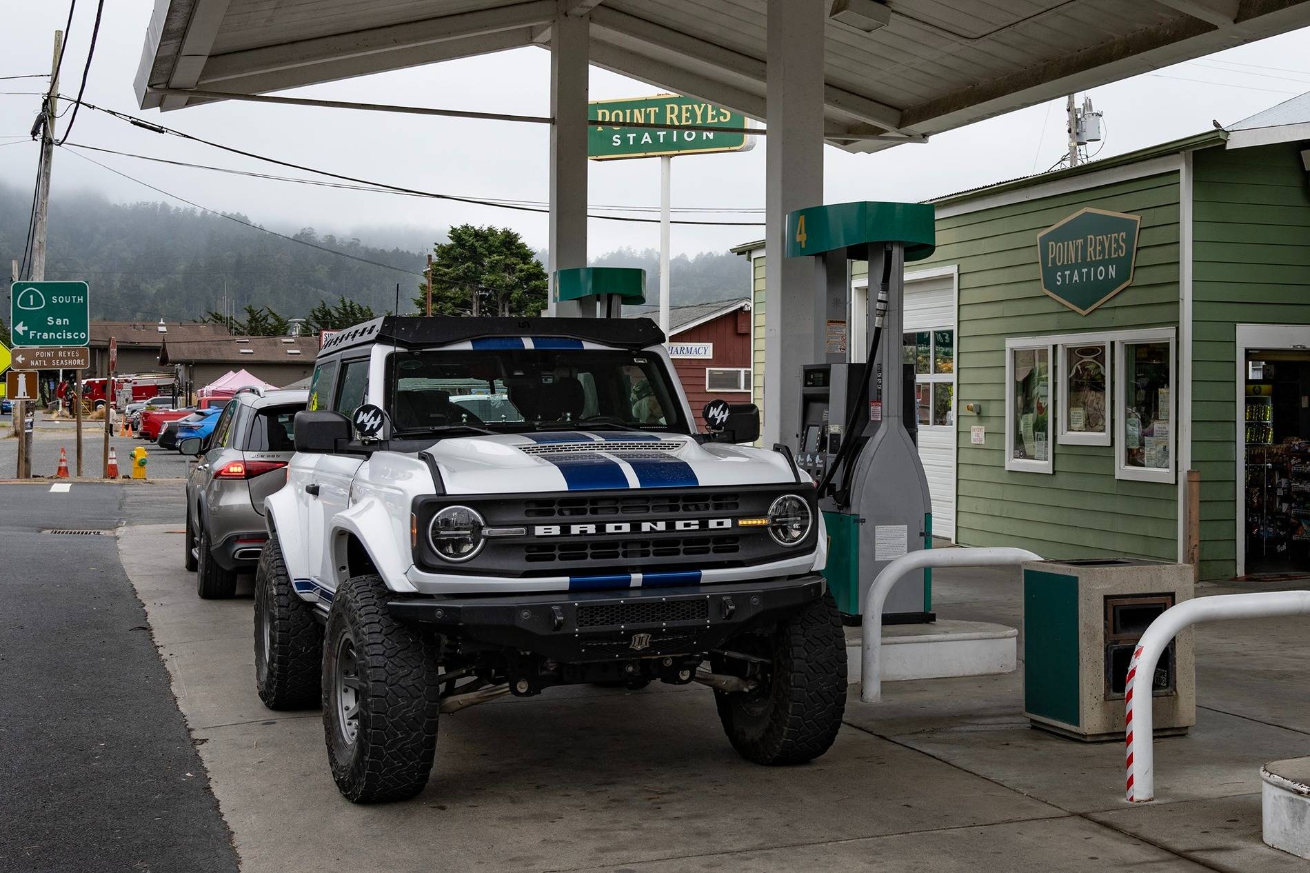 Ford Bronco Summer Vacation to California's North Coast and More! 513884782_10235511527865582_1204613135901719116_n