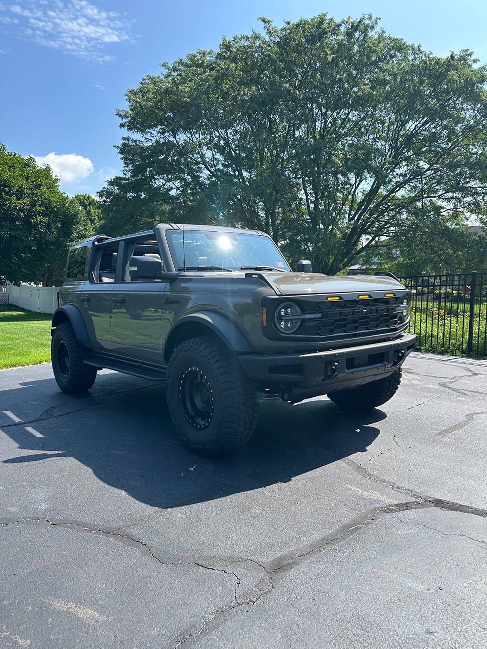 Ford Bronco MARSH GRAY Bronco Club IMG_0295