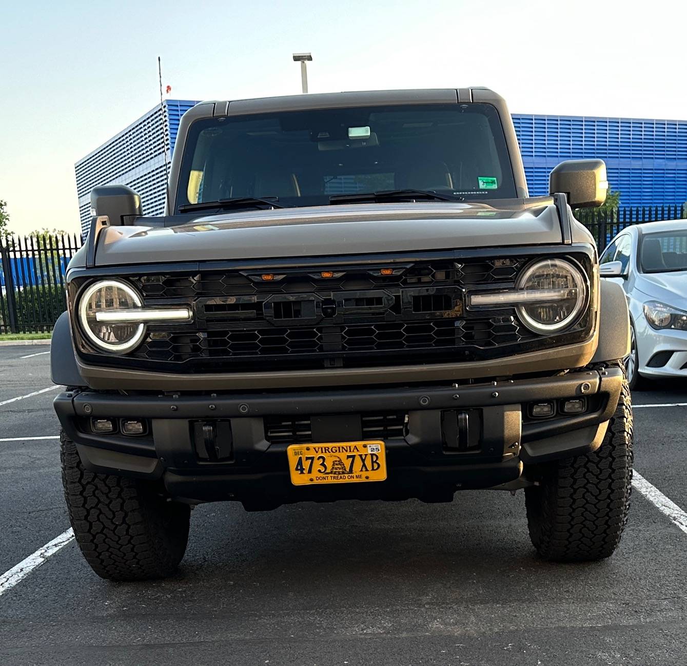 Ford Bronco MARSH GRAY Bronco Club IMG_1513