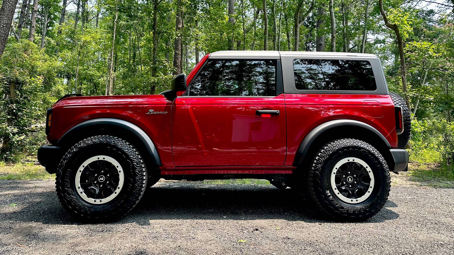 Ford Bronco RUBY RED Bronco Club IMG_1761