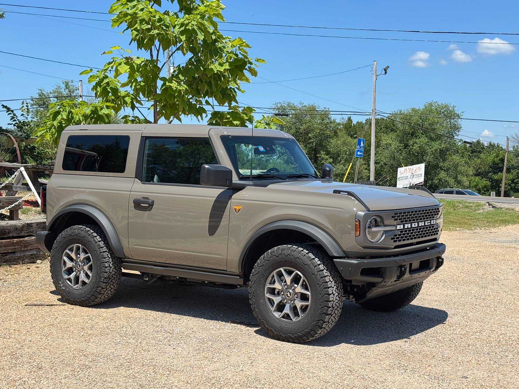 Ford Bronco MARSH GRAY Bronco Club IMG_0909