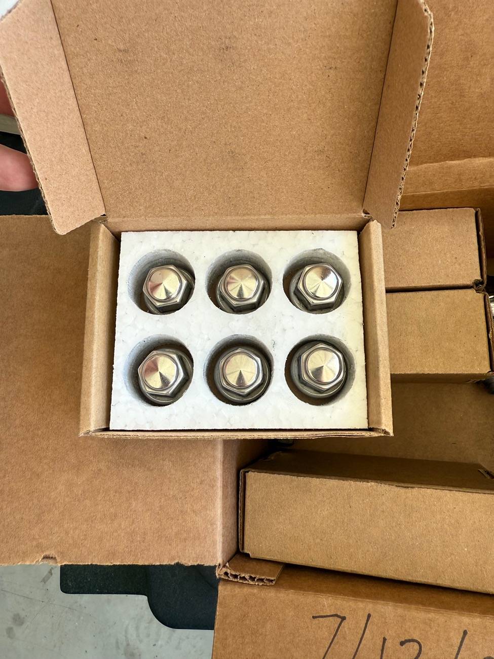 Ford Bronco Ford chrome lug nuts M12 1.5 IMG_0954