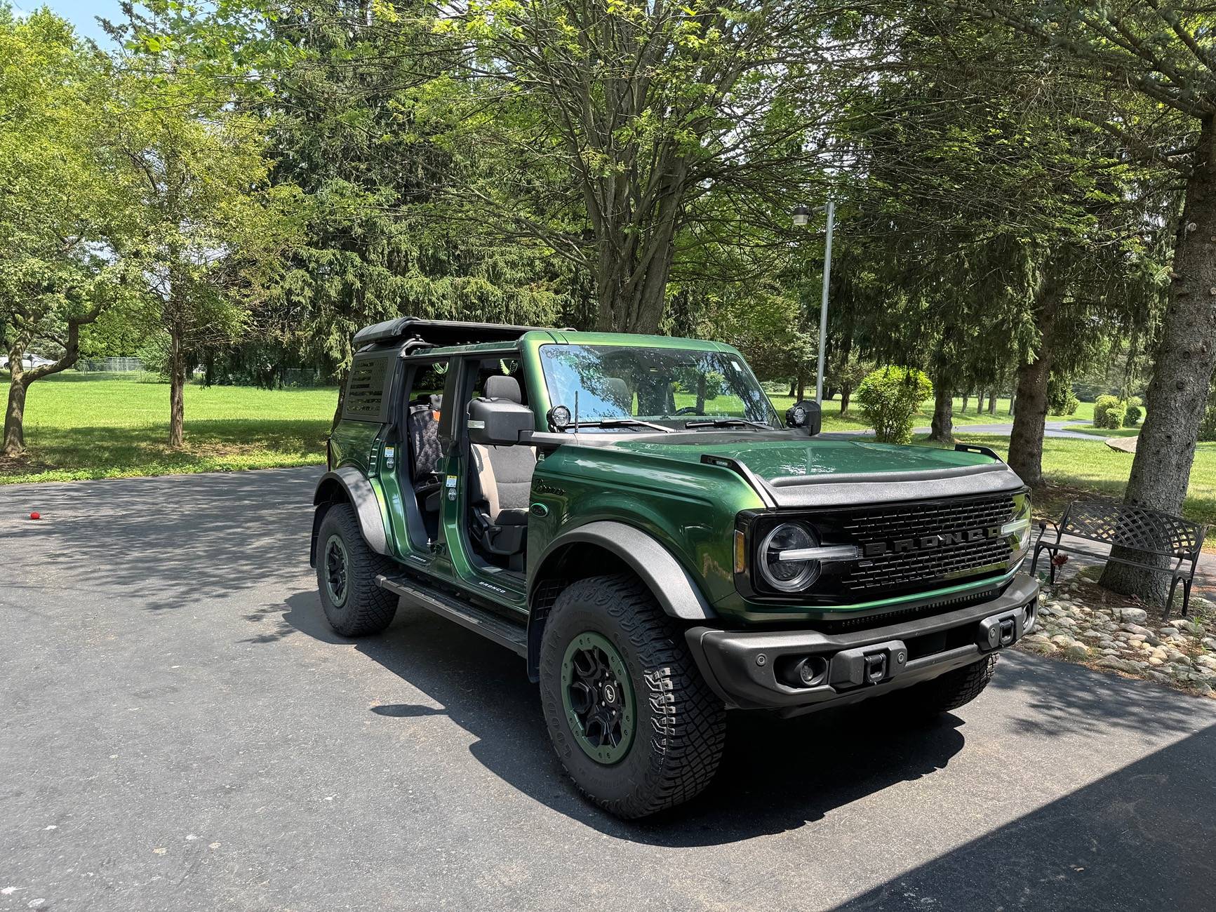 Ford Bronco EZ 4x4 rack installed IMG_0541
