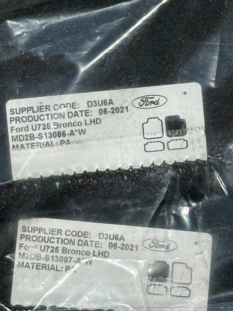 Ford Bronco Front Carpet Floor Mats IMG_2229