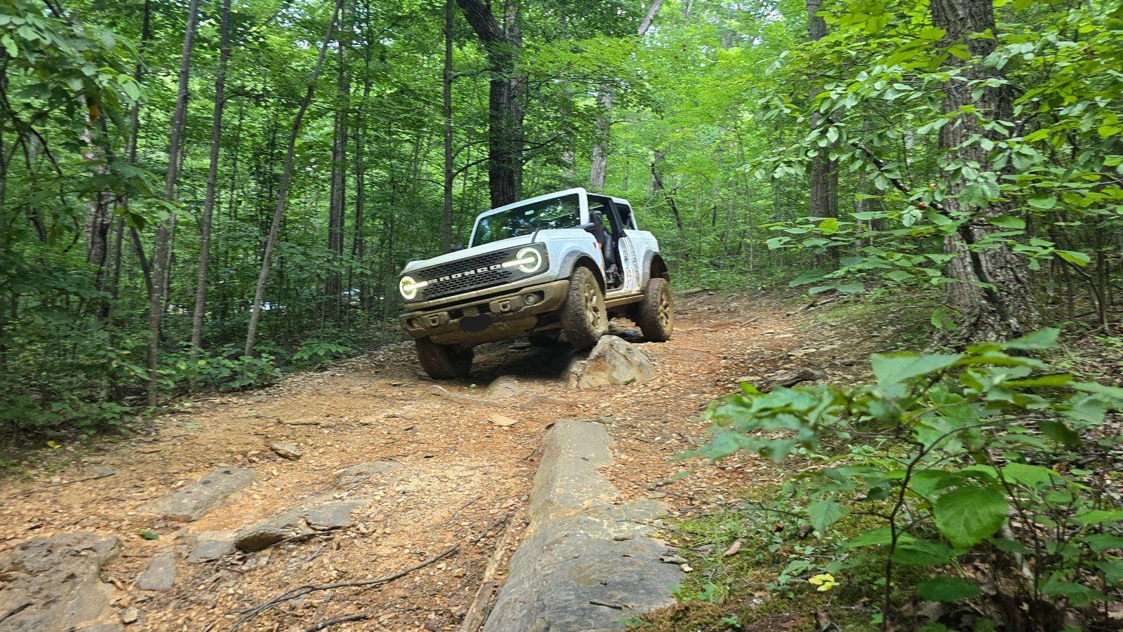Ford Bronco Running 33-35s for DD, 37s for wheeling 6fq-PsgA