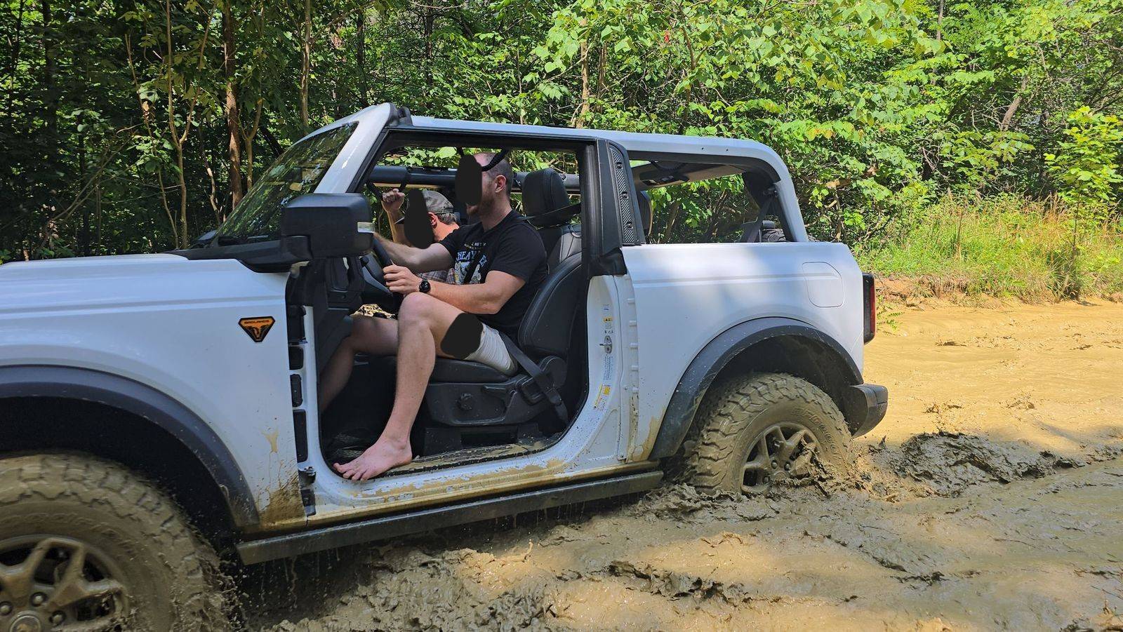 Ford Bronco Running 33-35s for DD, 37s for wheeling nEsFmcBA
