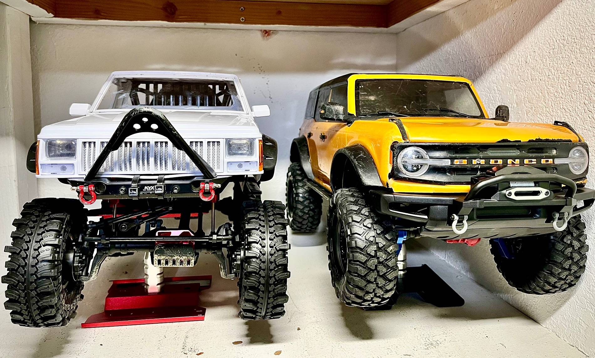 Ford Bronco Anyone offroad RC's? IMG_4591