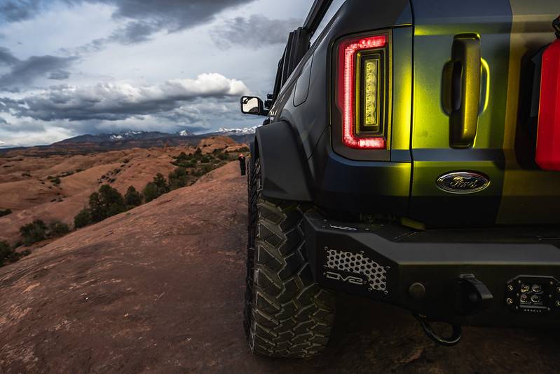 Ford Bronco Tail Light Tuesday!!! Lets See Those Beautiful Rear Ends!!! ORACLE_Lighting_Bronco_Tail_Glow