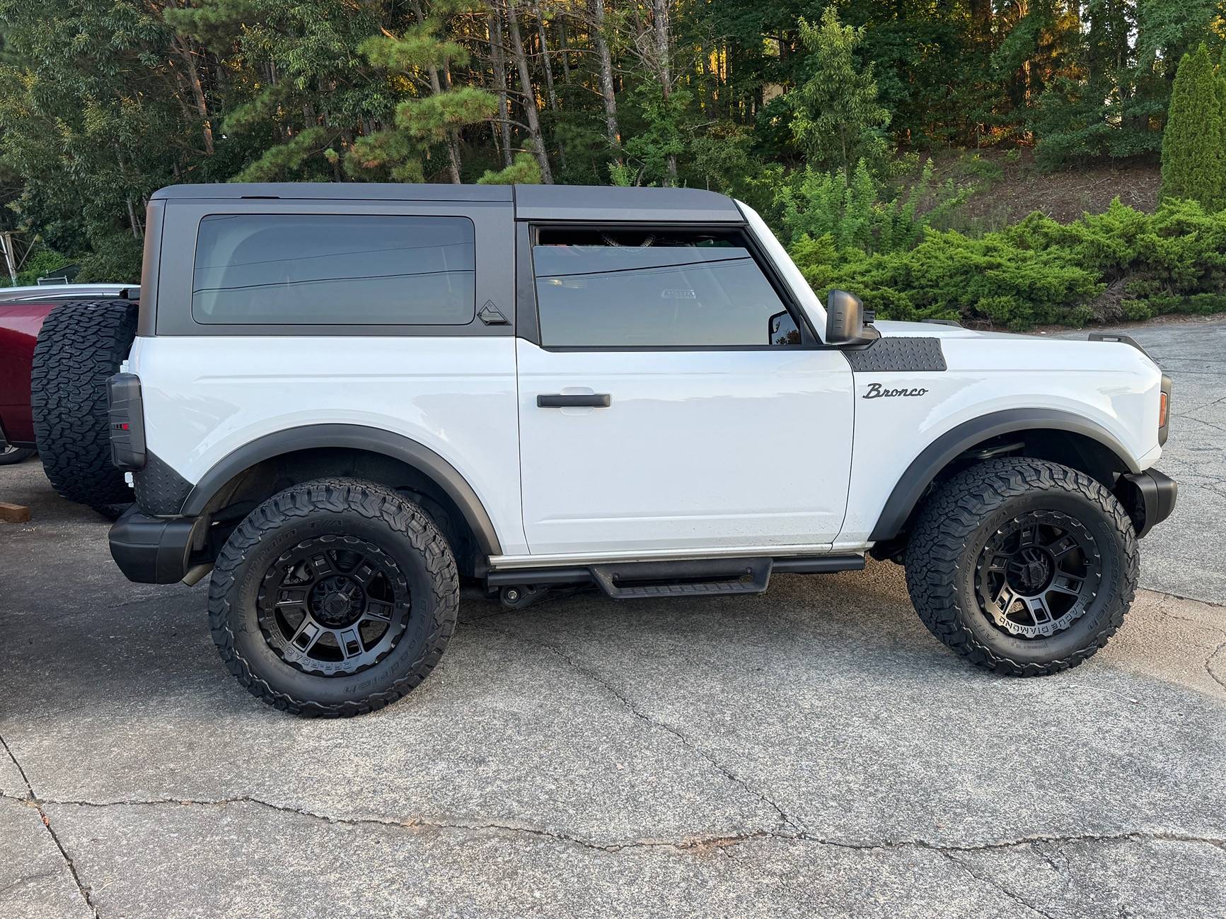 Ford Bronco 33x12.5 R18 -12 offset + crash bars removed IMG_2394