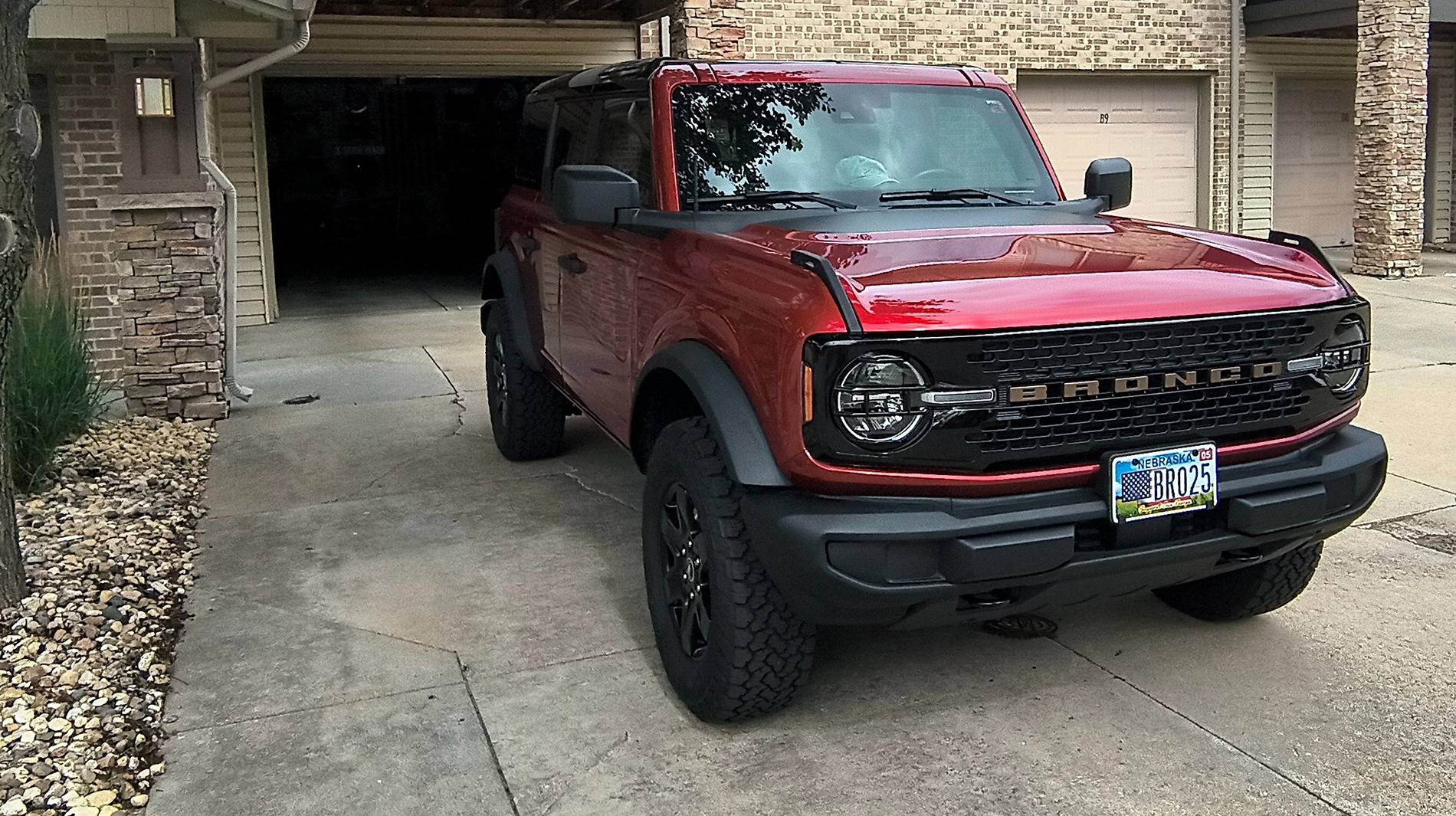 Ford Bronco RUBY RED Bronco Club Bro3