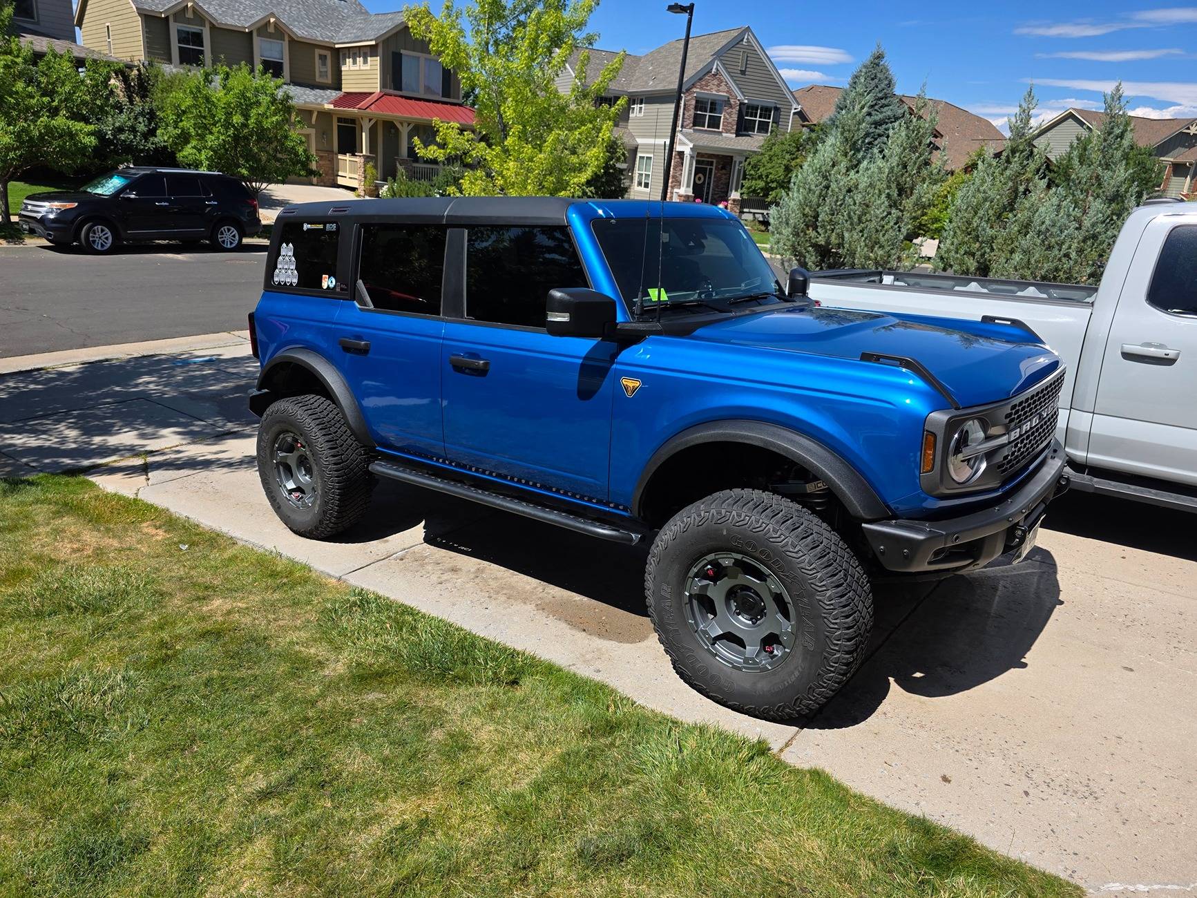 Ford Bronco Show me your Gray Wheels 1000004114