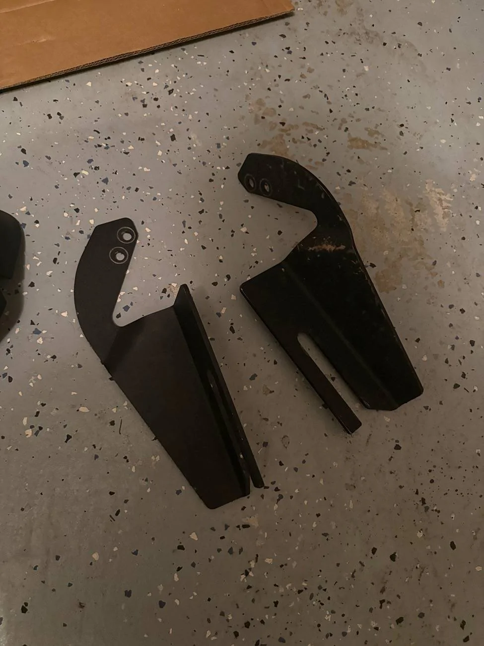 Ford Bronco Help ID Raptor Bumper Part? IMG_6284