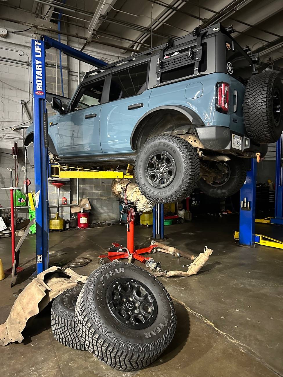 Ford Bronco Please HELP! Oil leak! IMG_5965