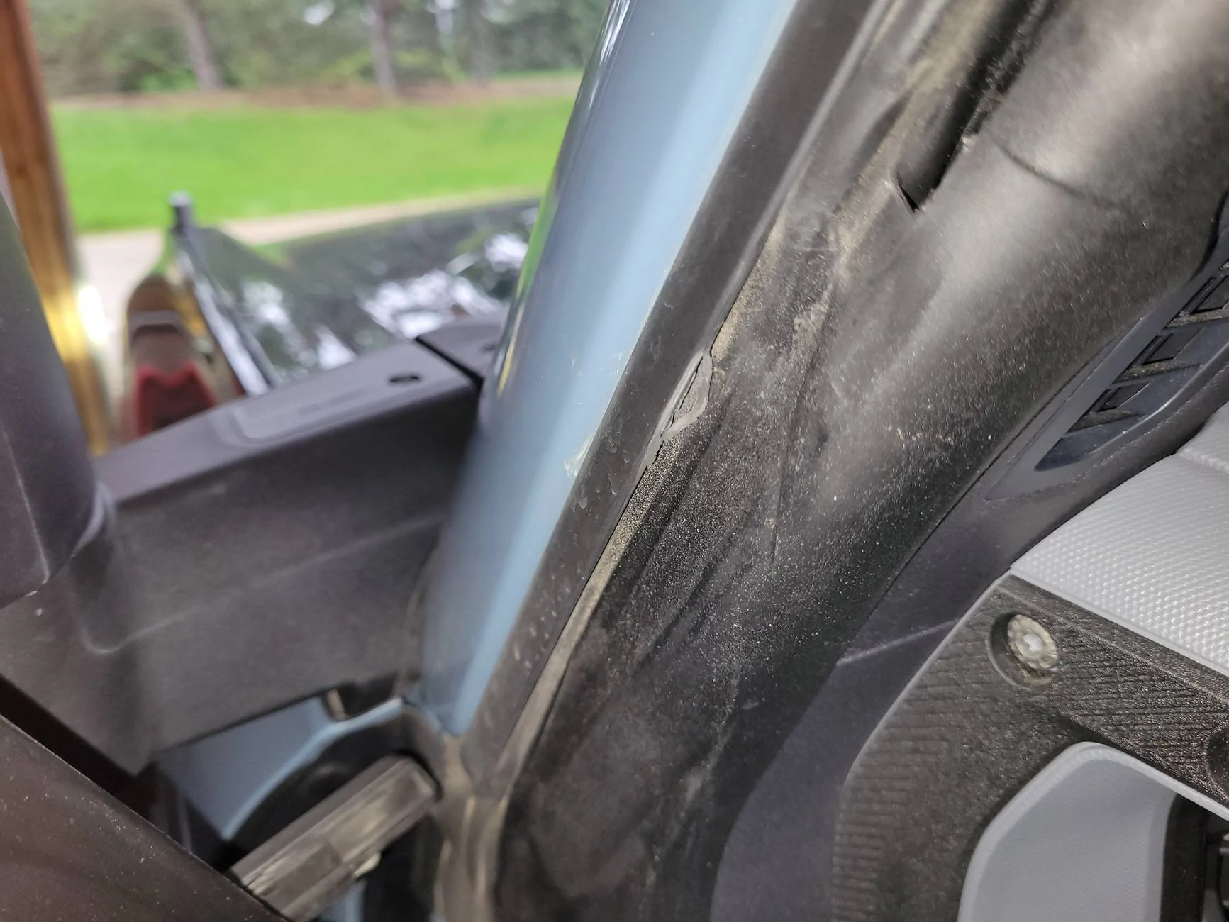 Ford Bronco Door seal wear. IMG_0707
