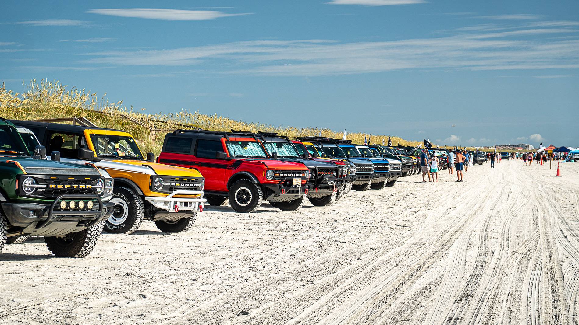 Ford Bronco Christmas In July: 203 Broncos gather on St Augustine Beach, Florida DSC09220