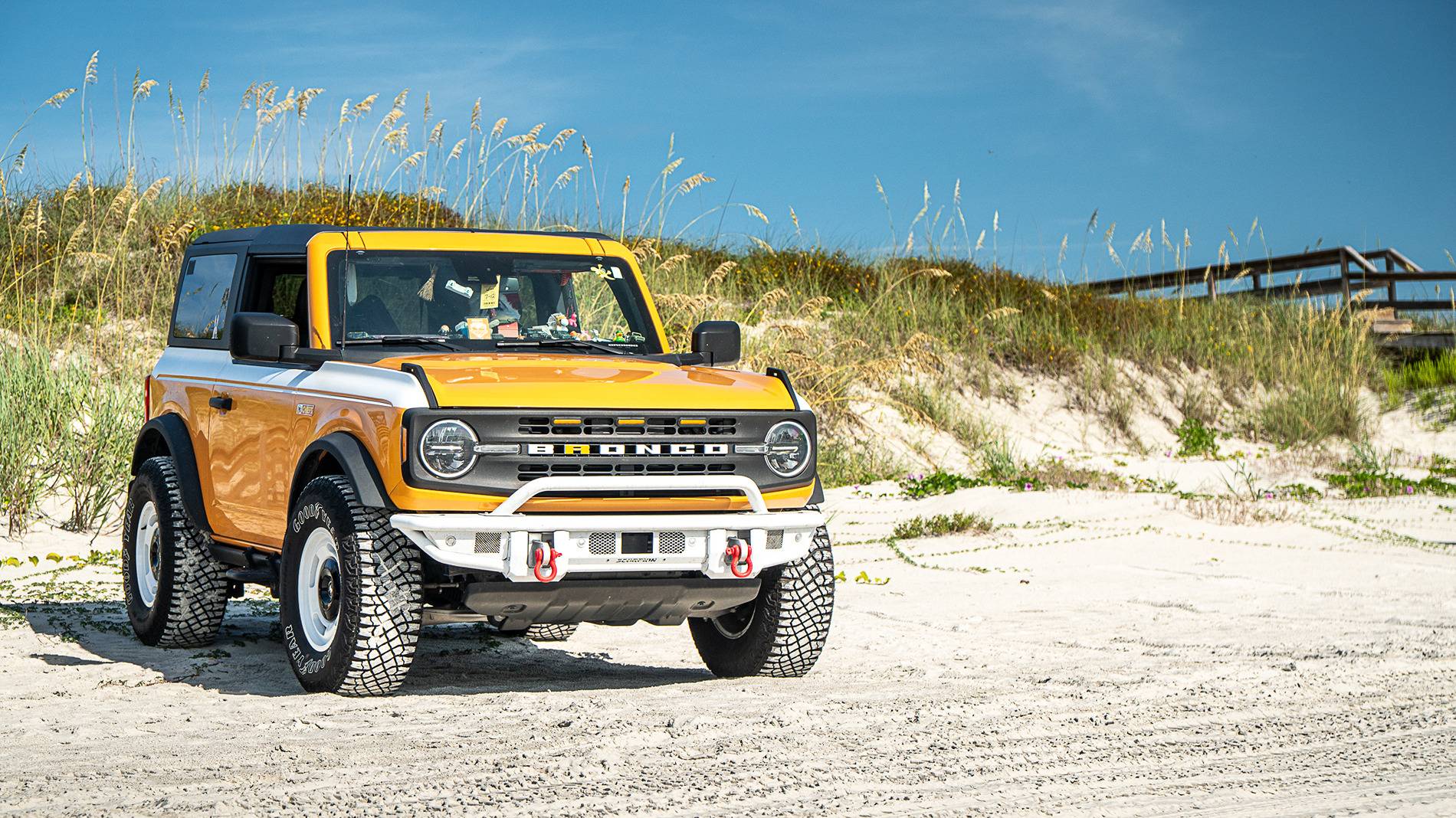 Ford Bronco Christmas In July: 203 Broncos gather on St Augustine Beach, Florida DSC09224
