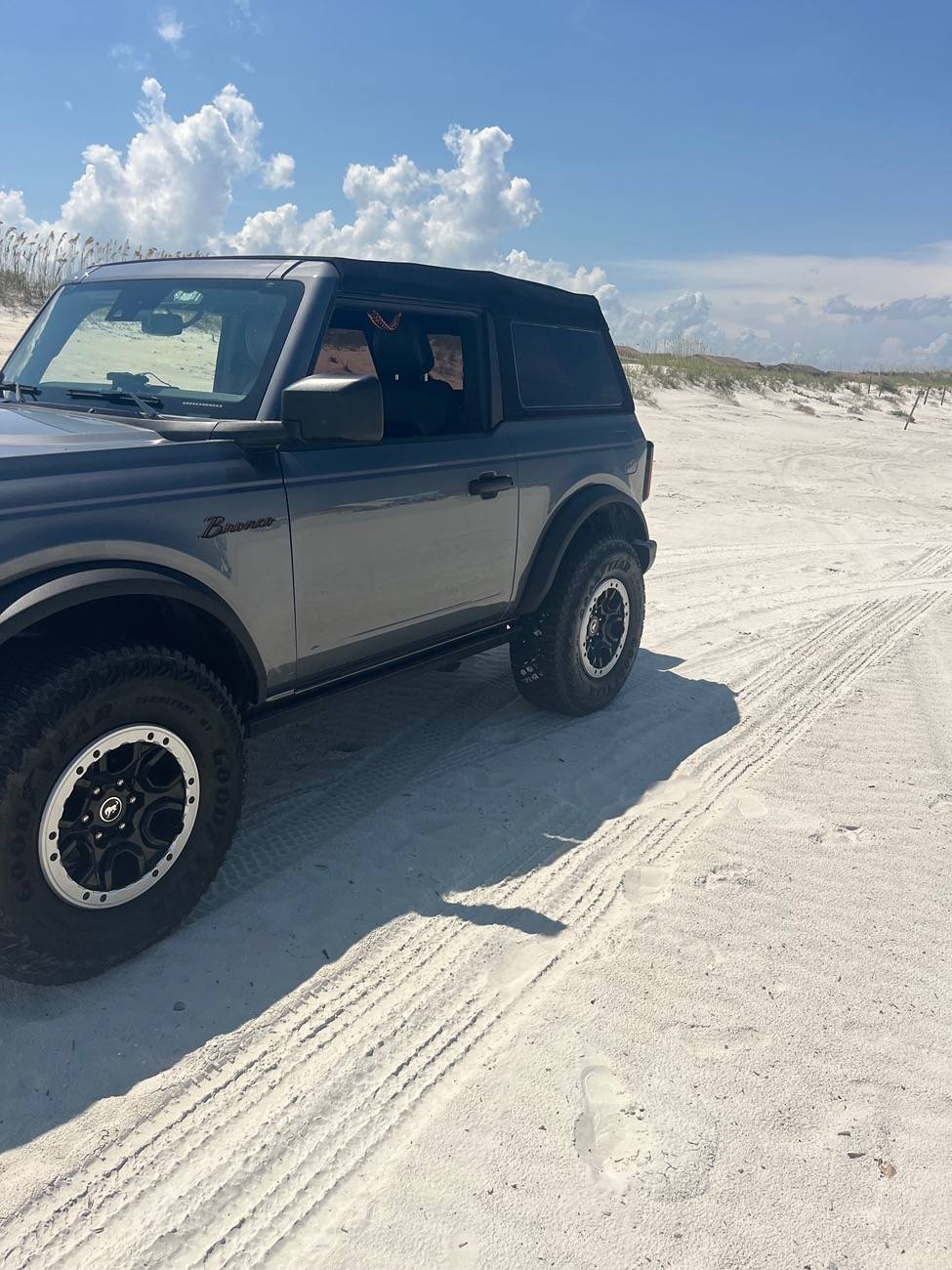 Ford Bronco Christmas In July: 203 Broncos gather on St Augustine Beach, Florida IMG_3162