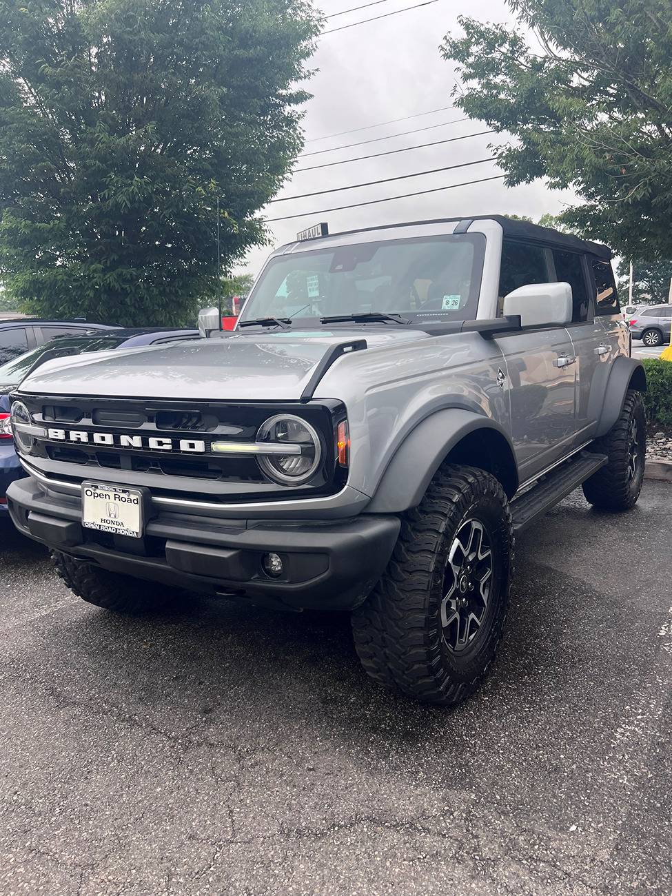 Ford Bronco ICONIC SILVER Bronco Club 1753279032036-oo