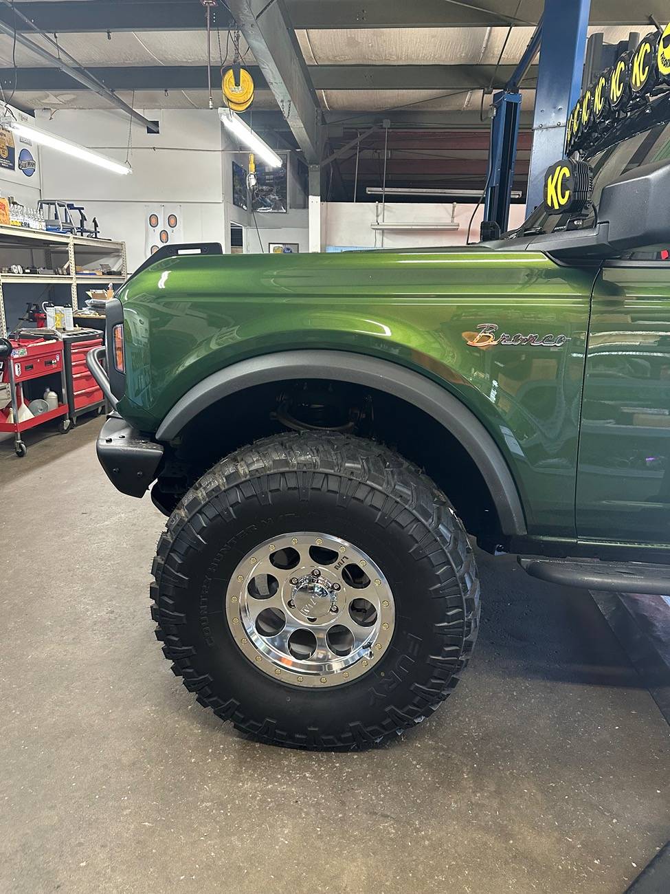 Ford Bronco Retro themed 2Door Eruption Green basequatch progress IMG_3351