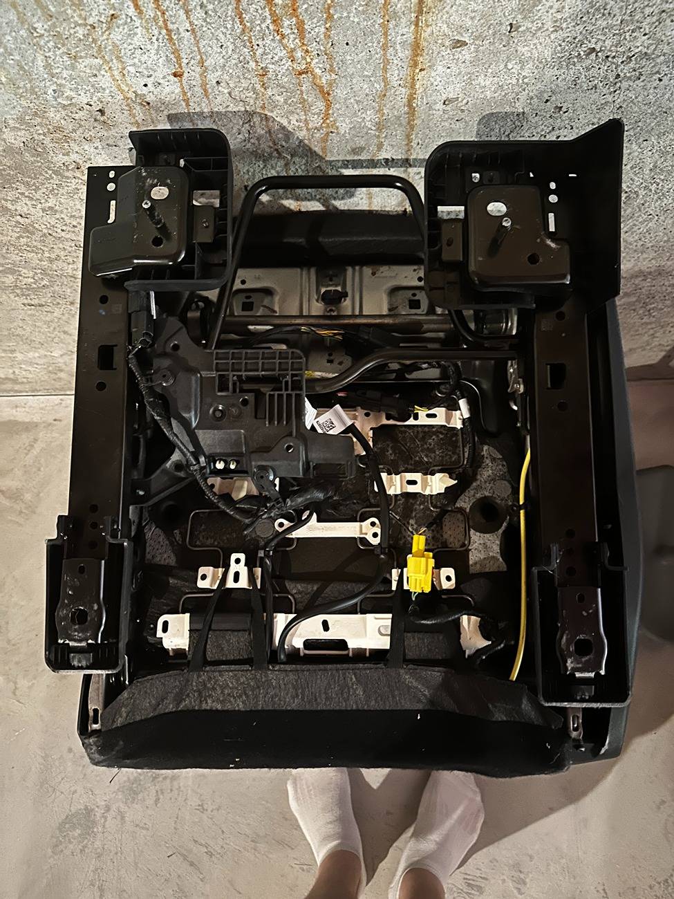 Ford Bronco F-150 Seat Swap into Bronco - DIY Thread IMG_7192.JPG