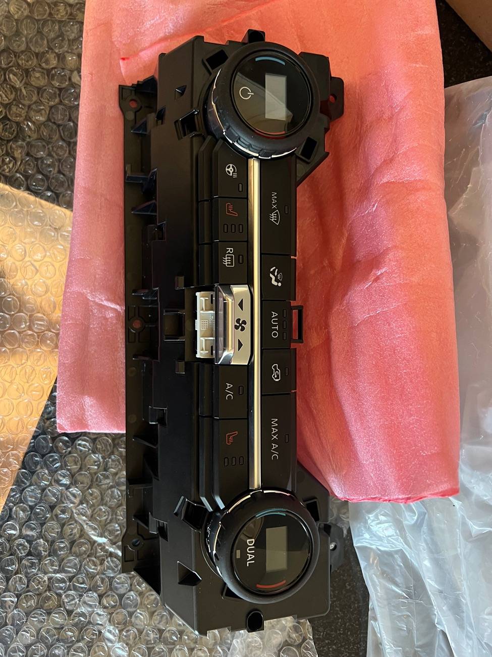 Ford Bronco HVAC Controller M2DZ-19980-D IMG_8291
