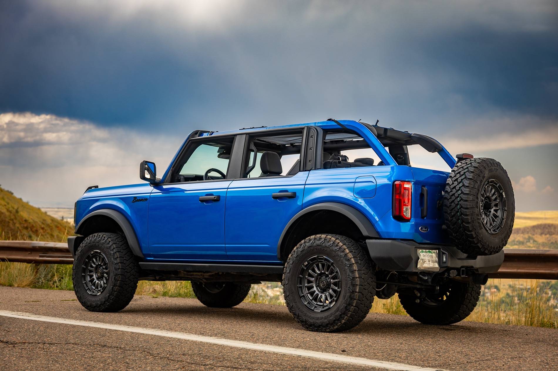 Ford Bronco Show us your installed wheel / tire upgrades here! (Pics) 828A1343-4