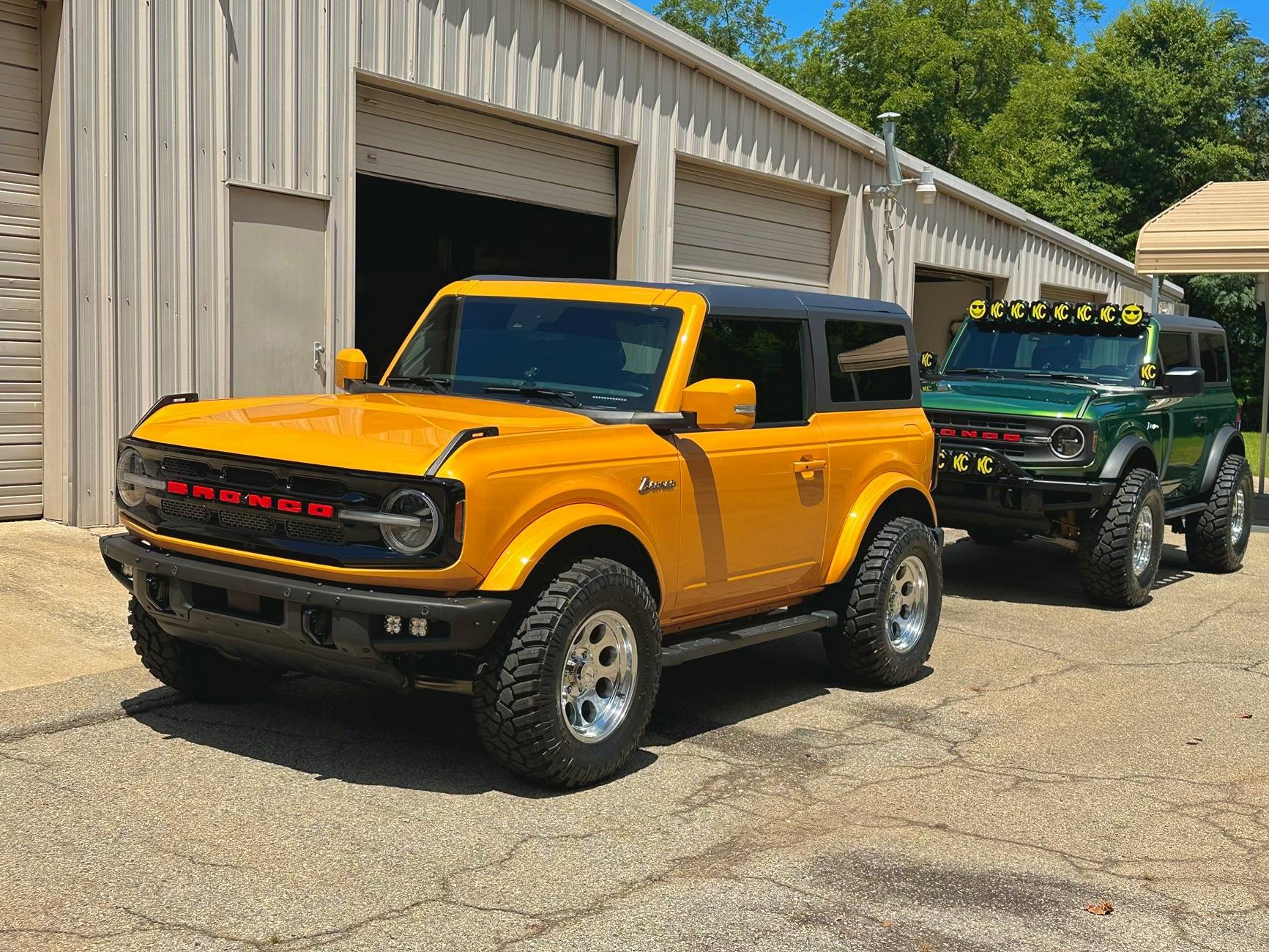 Ford Bronco CYBER ORANGE Bronco Club IMG_3630