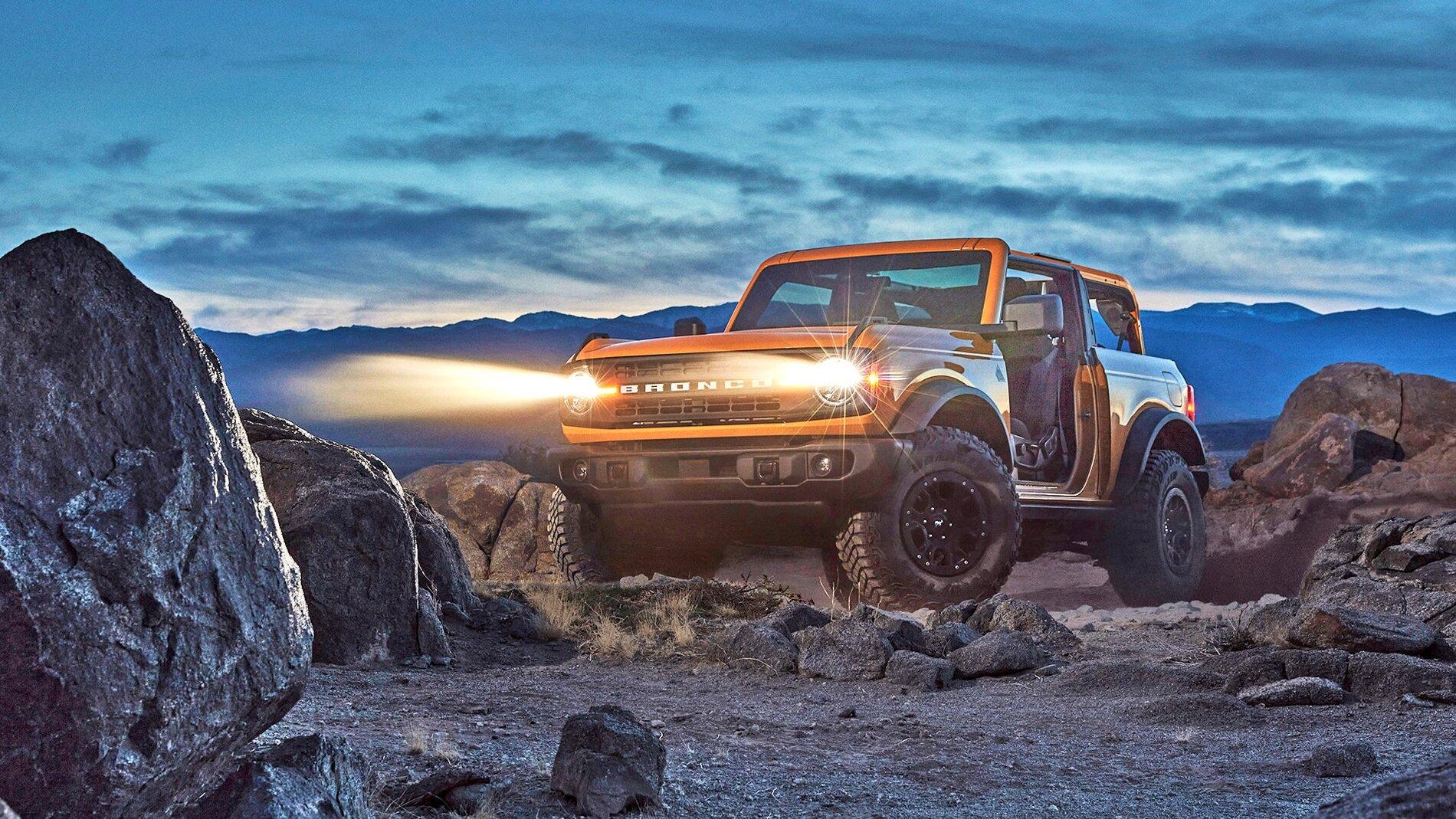Ford Bronco 2021 Ford Bronco's New Lightweight Steel Might Make Ford Reconsider Its Aluminum Trucks Bronco_2dr_04-copy
