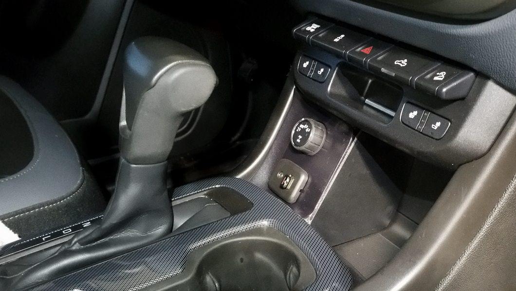 Ford Bronco Adding, modifying or otherwise changing factory/OEM options, an intro. rQXlSLs