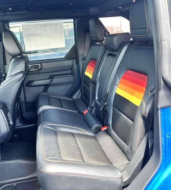 Ford Bronco 2025 Freewheeling Velocity Blue with Black Diamond and Sasquatch packages Back Seats