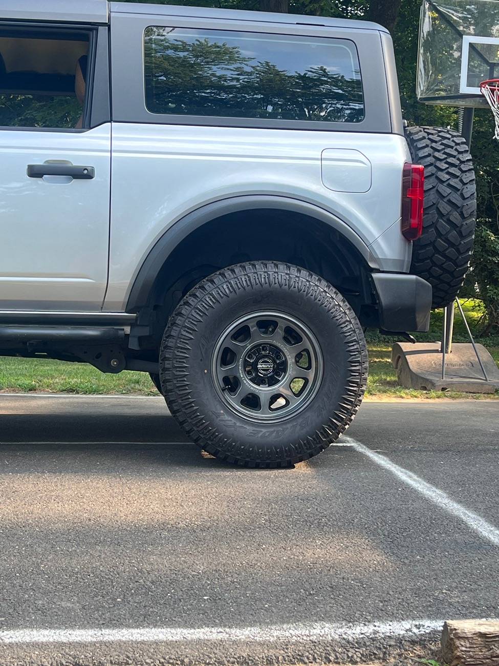 Ford Bronco Show us your installed wheel / tire upgrades here! (Pics) IMG_7140