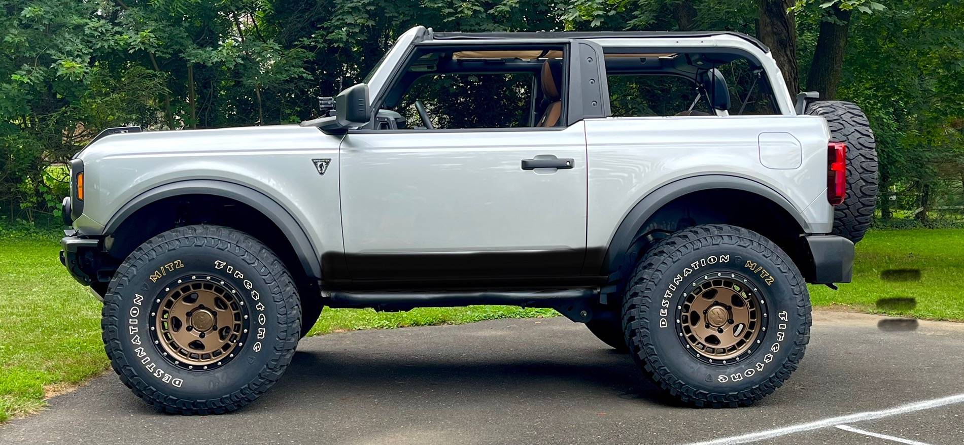 Ford Bronco Bronze Wheel Photo Gallery IMG_7012