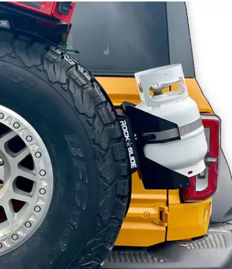 Ford Bronco Propane mount location ideas. IMG_0327