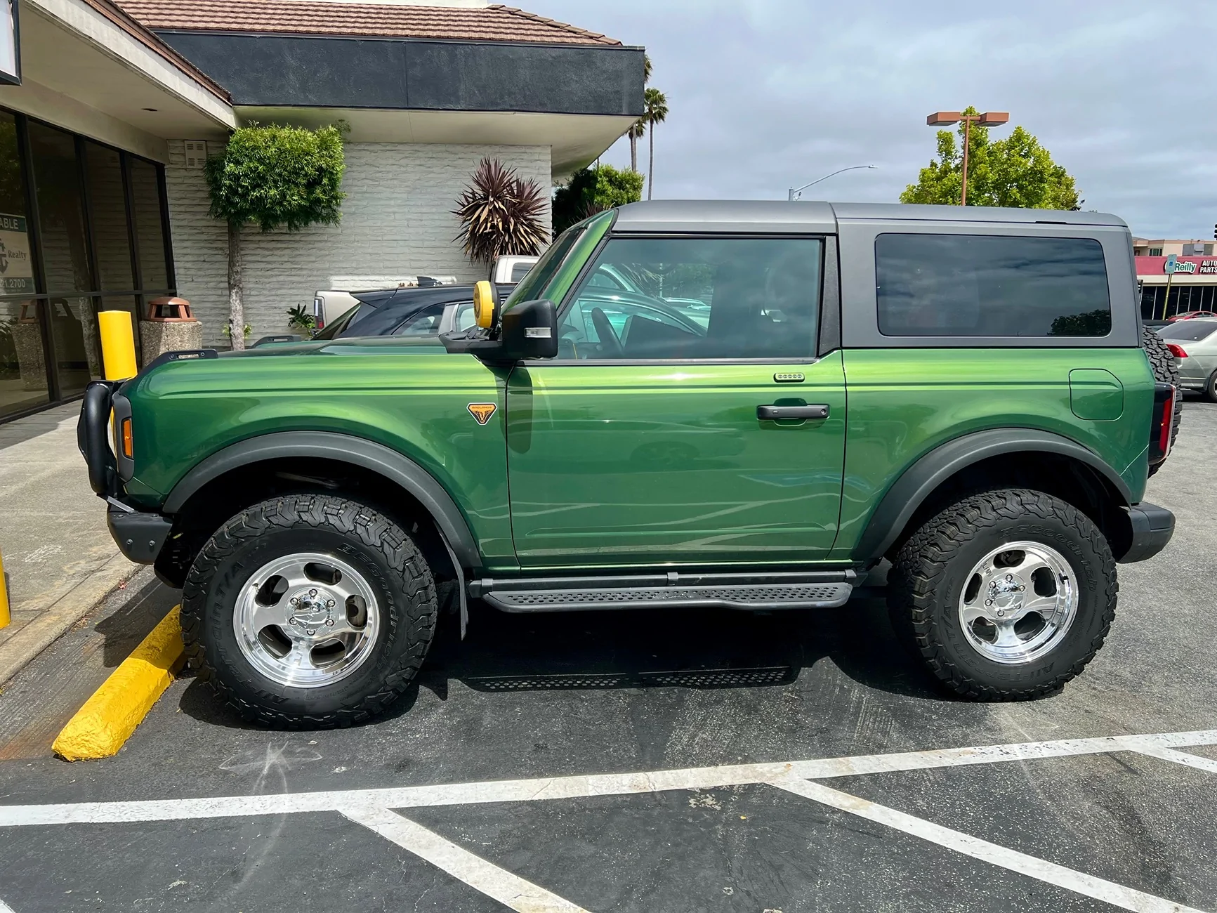 Ford Bronco Show us your installed wheel / tire upgrades here! (Pics) IMG_4158