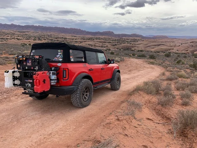 Ford Bronco Propane mount location ideas. Fins entranc
