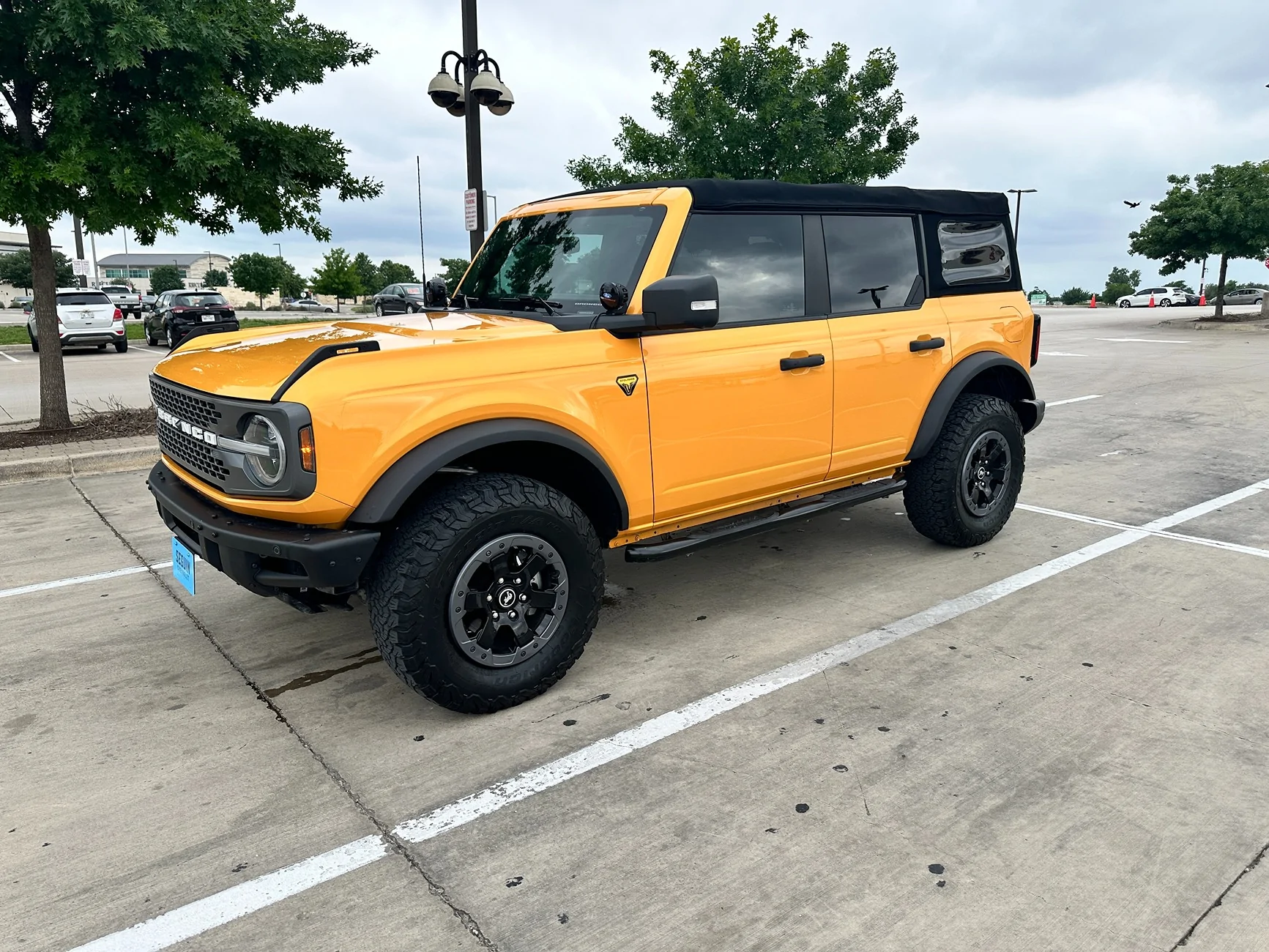 Ford Bronco OEM 4 Door Soft Top - Damaged - Free IMG_7205