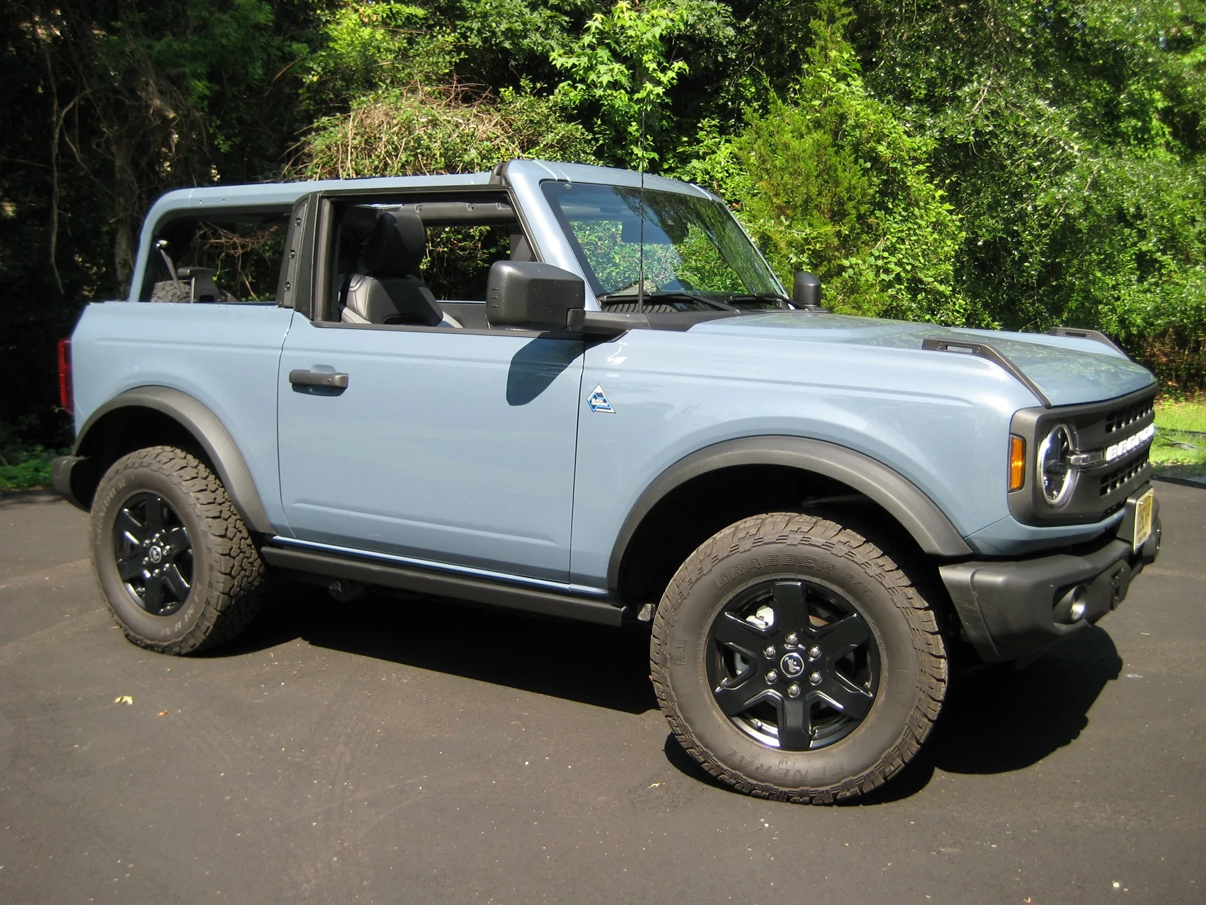 Ford Bronco AZURE GRAY METALLIC Bronco Club IMG_3378