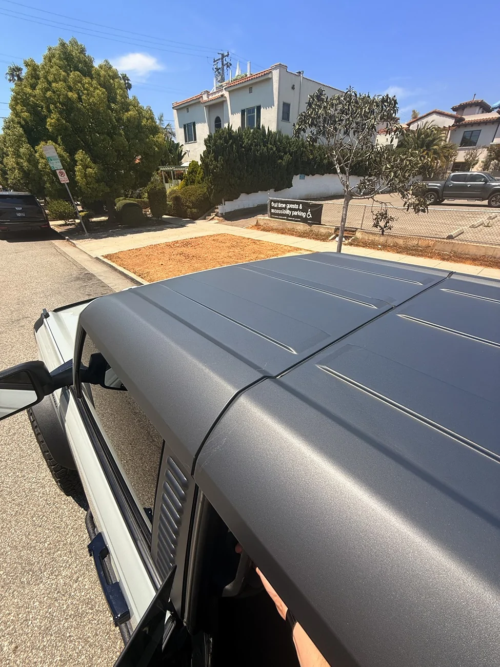 Ford Bronco 4-Door Hard Top - 2023 OEM - $4000 (Los Angeles) IMG_1513