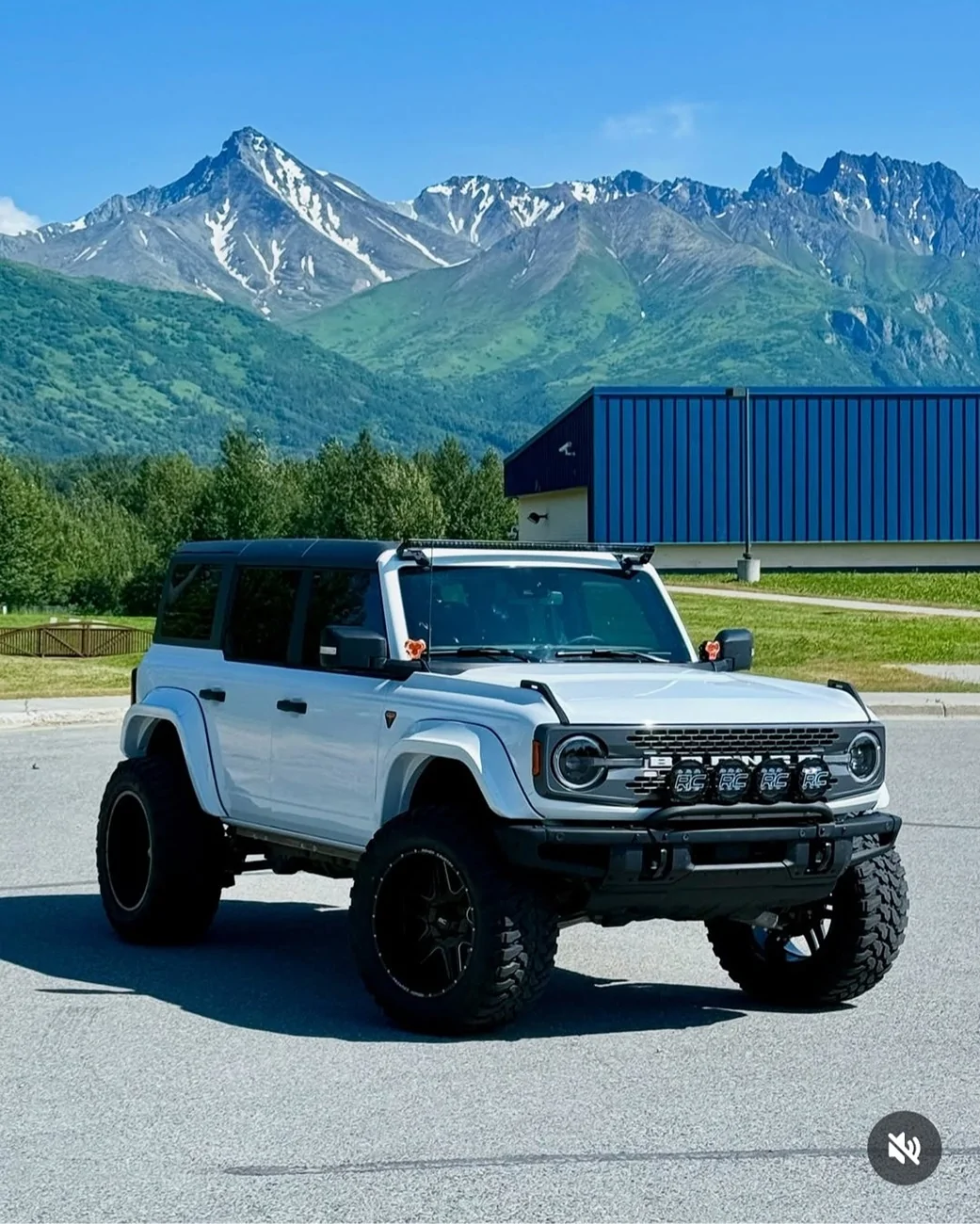 Ford Bronco Rough Country Squared Fender Flares 1000013518