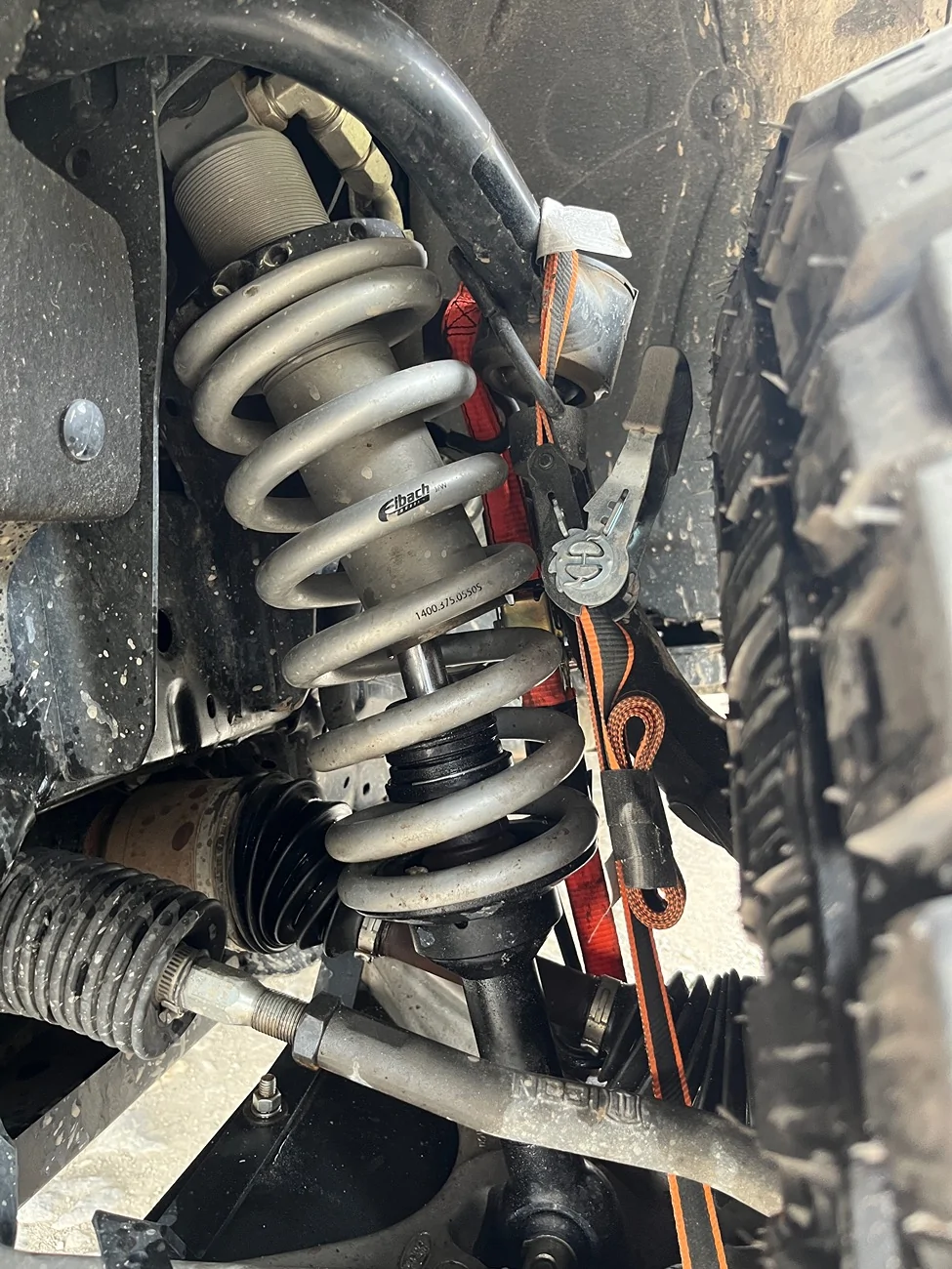 Ford Bronco Best way to remove front shocks? IMG_4518